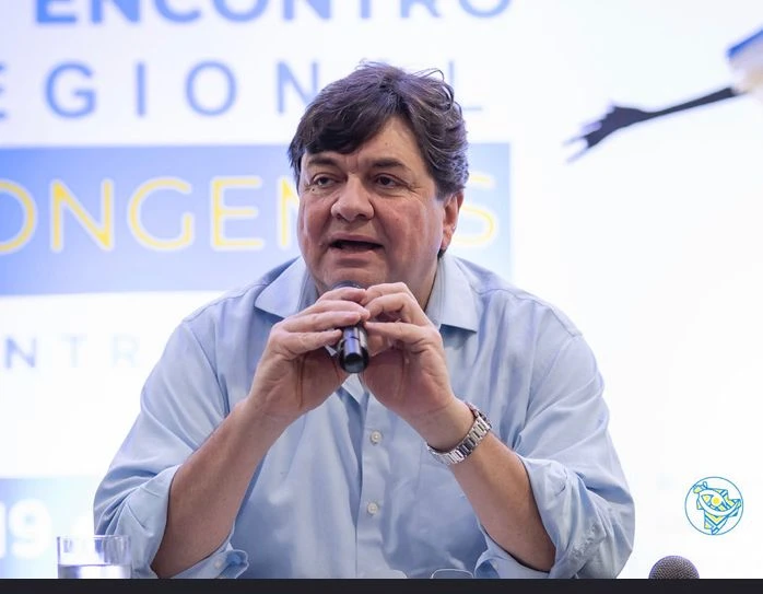 Andr&eacute; Quint&atilde;o em encontro regional do CONGEMAS